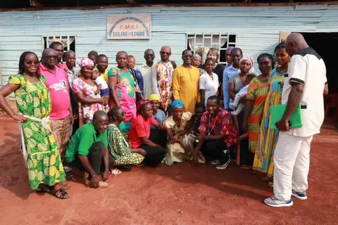 Visite de Linette à la CMCI Lomié