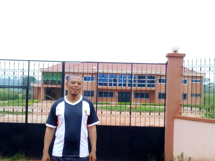 HOTEL DE VILLE DE MESSOK